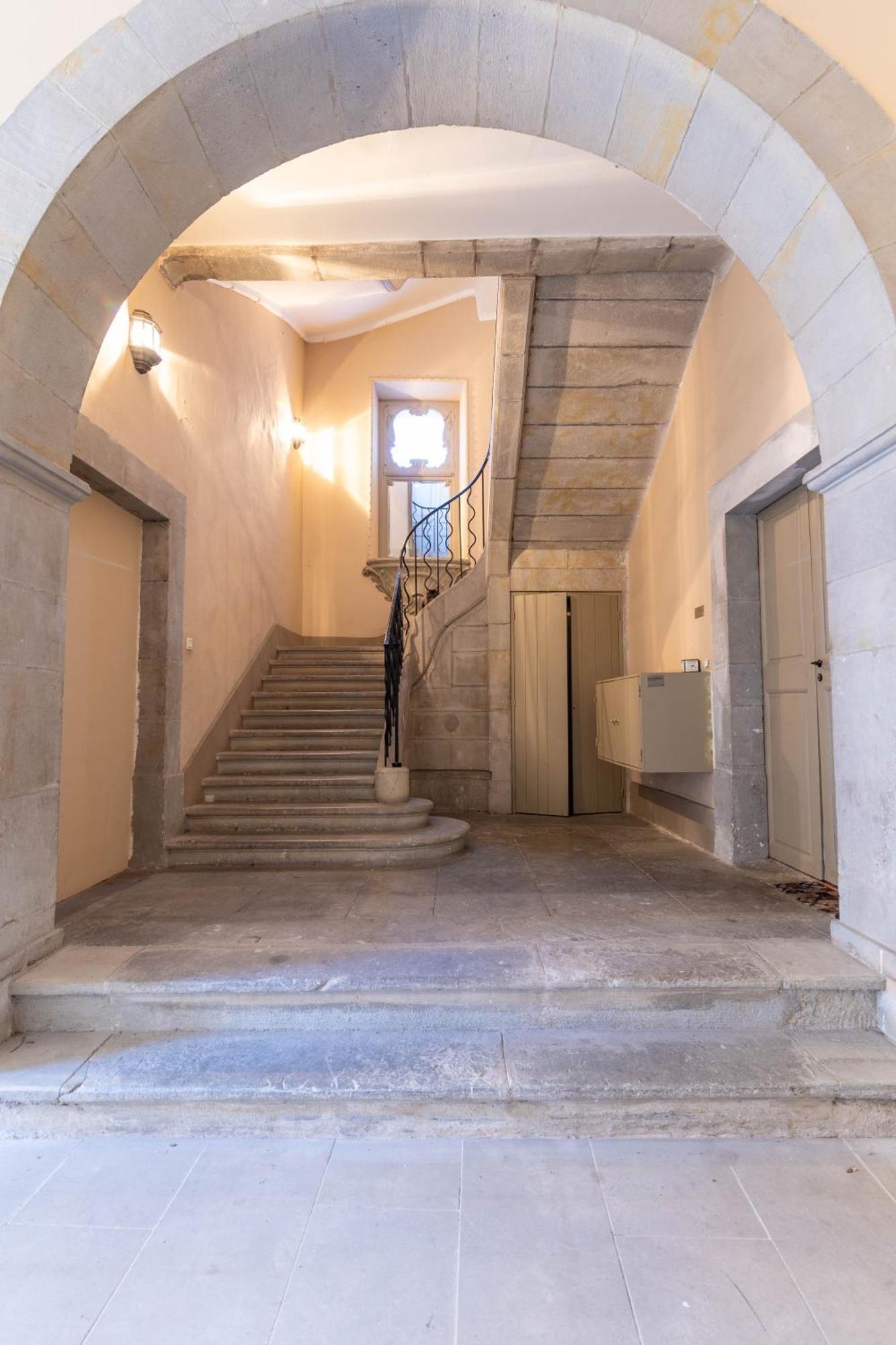 Bel Appartement Avec Cour Au Coeur De La Bastide Carcassone Kültér fotó
